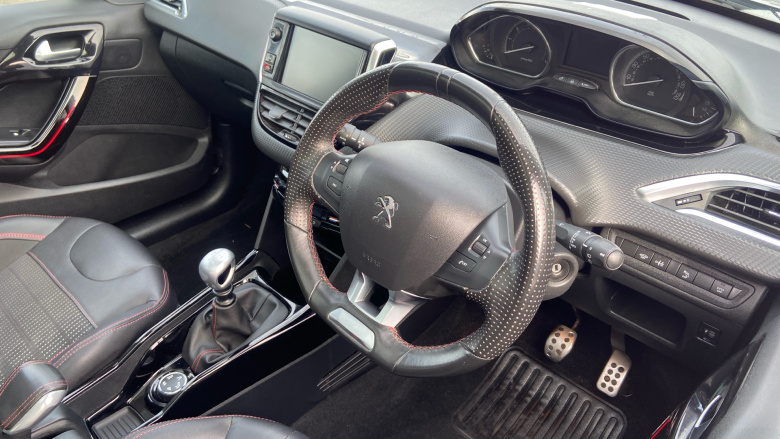 Peugeot 2008 1.2 PureTech 130 GT Line 5dr Petrol Estate